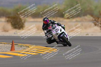 media/Sep-11-2022-SoCal Trackdays (Sun) [[81b7e951af]]/Turn 5 (1110am)/